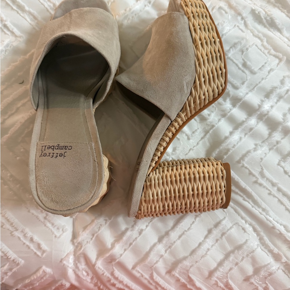 Jeffrey Campbell Neutral Beige Suede Slide Mules - Picture 2 of 3